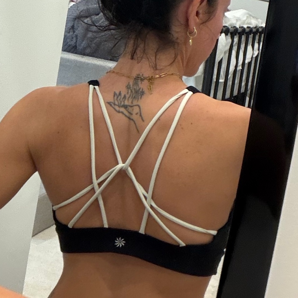 Athleta Solace Sports Bra Black & White - Picture 6 of 6
